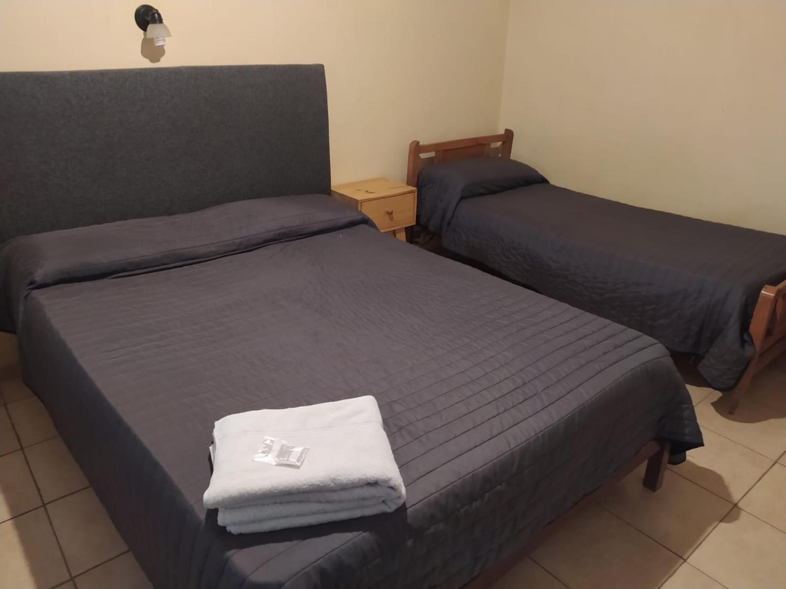 Hotel Manzanares Plaza — Photos 1
